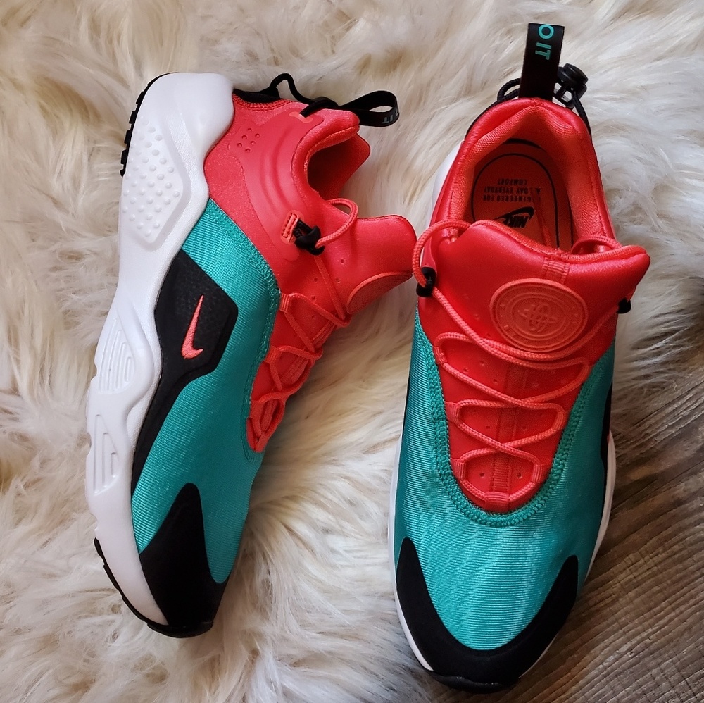 NEW Nike Air Huarache City - Picture 6 of 8